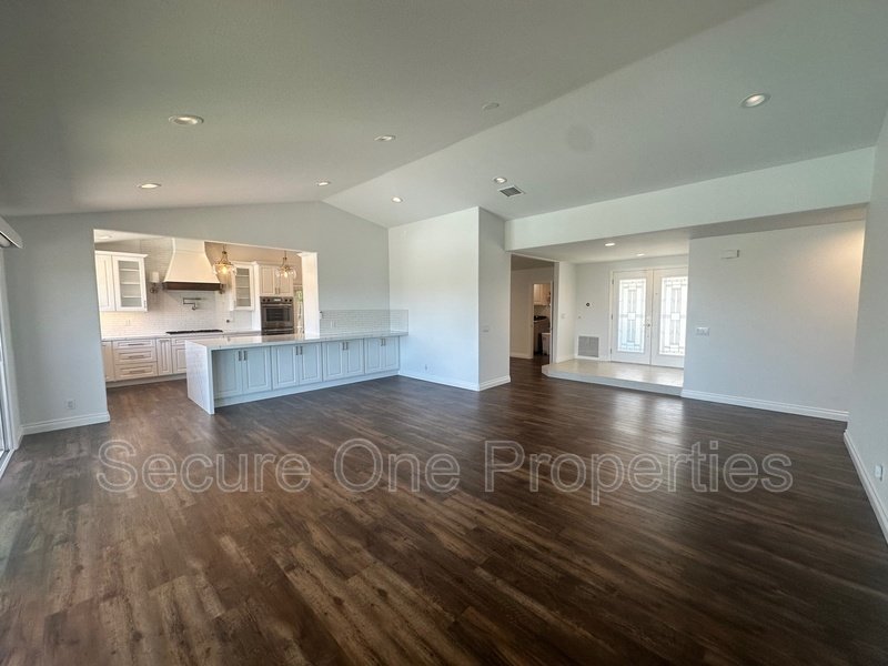 Stunning Thousand Oaks Pool Home with Panoramic Mountain Views! property image