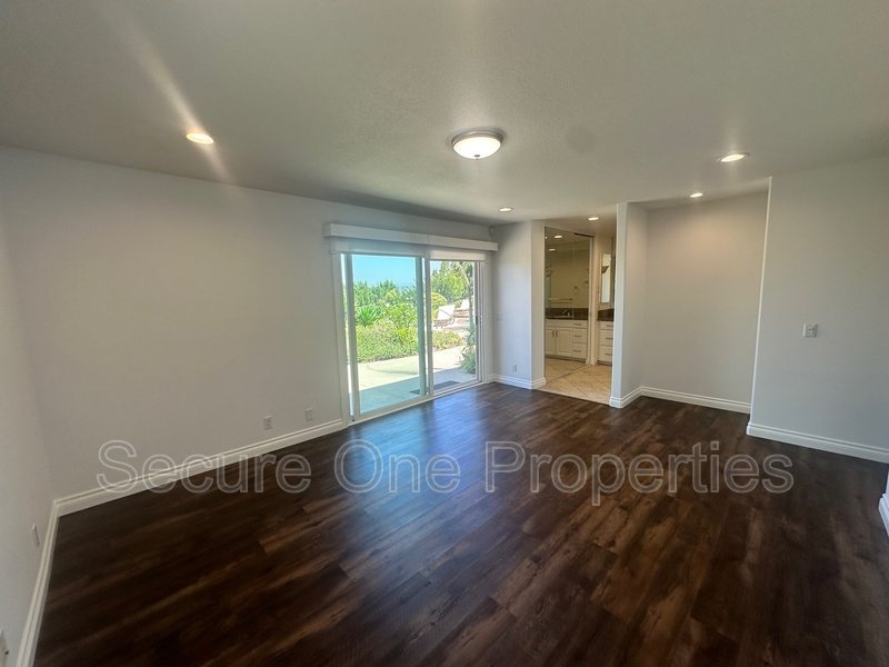 Stunning Thousand Oaks Pool Home with Panoramic Mountain Views! property image