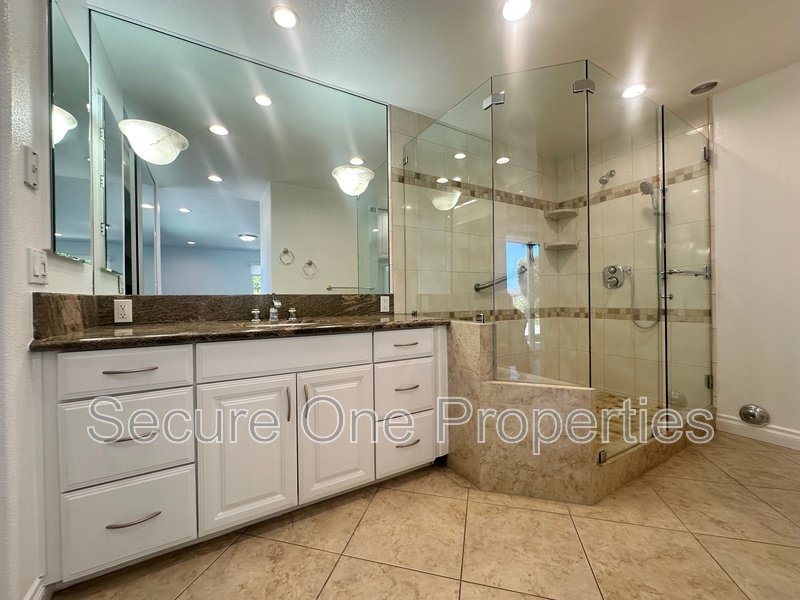 Stunning Thousand Oaks Pool Home with Panoramic Mountain Views! property image