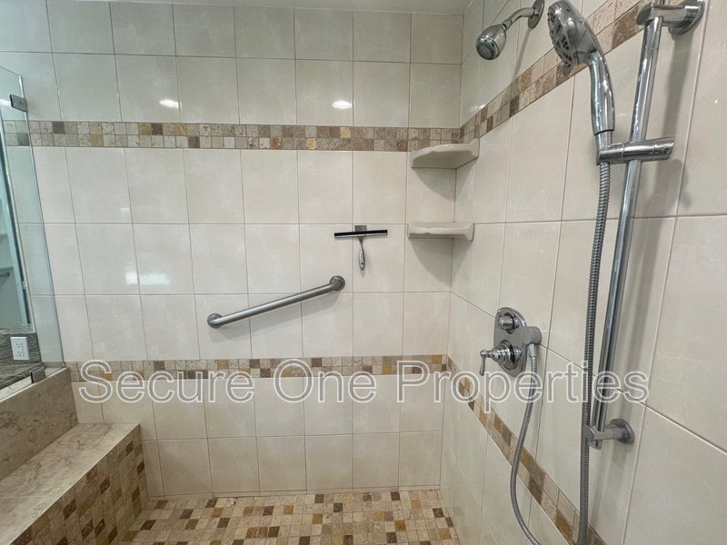 Stunning Thousand Oaks Pool Home with Panoramic Mountain Views! property image
