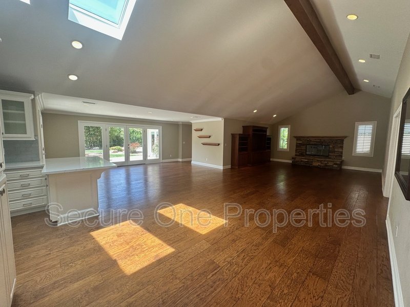 Beautifully Remodeled Thousand Oaks Single Story! property image