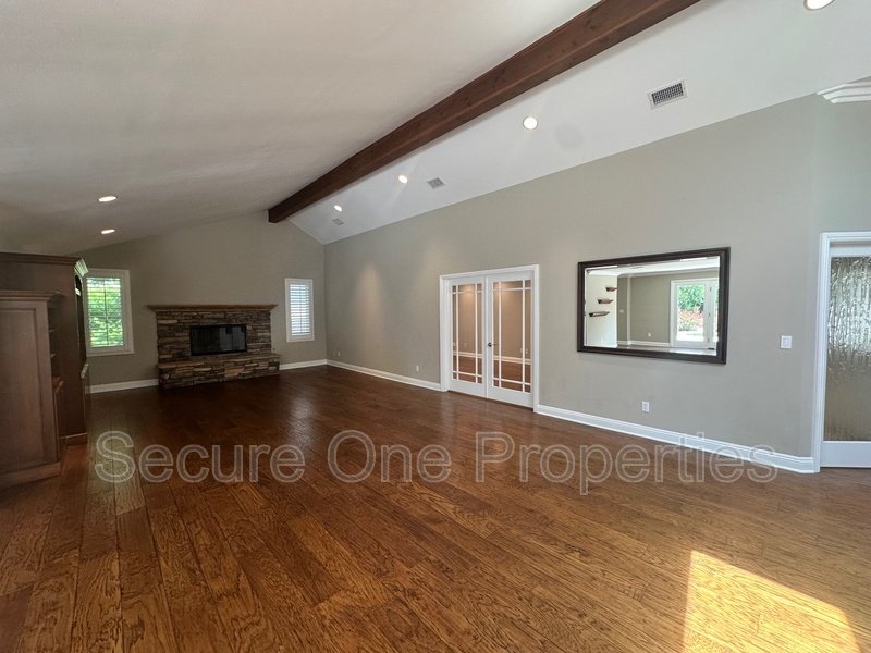 Beautifully Remodeled Thousand Oaks Single Story! property image