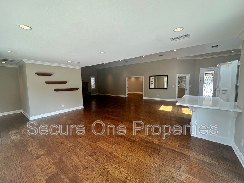 Beautifully Remodeled Thousand Oaks Single Story! property image