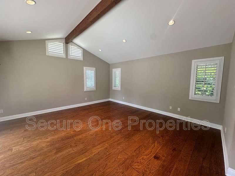 Beautifully Remodeled Thousand Oaks Single Story! property image