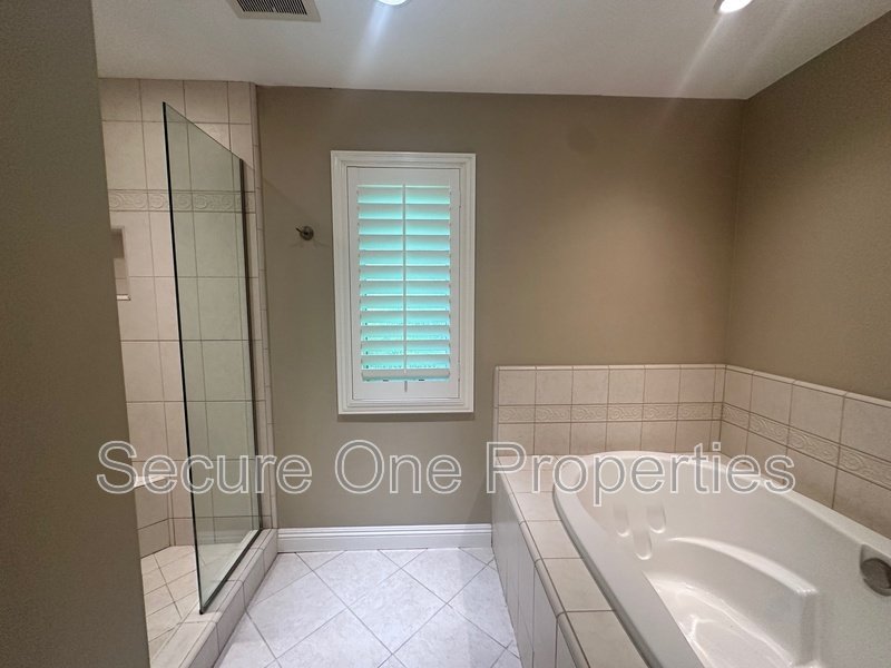 Beautifully Remodeled Thousand Oaks Single Story! property image