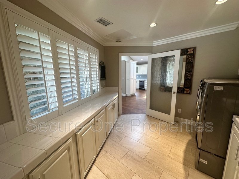 Beautifully Remodeled Thousand Oaks Single Story! property image