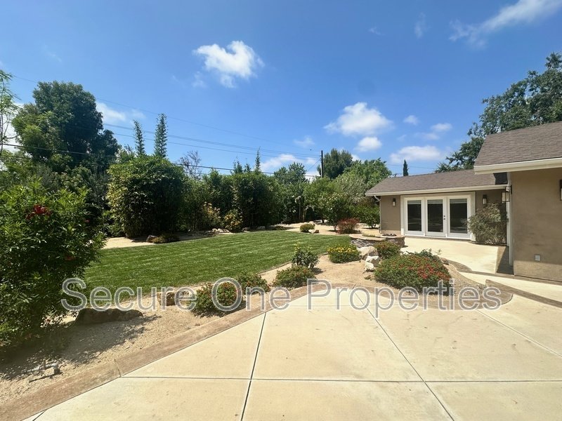 Beautifully Remodeled Thousand Oaks Single Story! property image