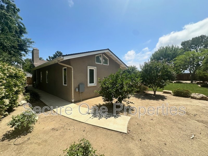 Beautifully Remodeled Thousand Oaks Single Story! property image