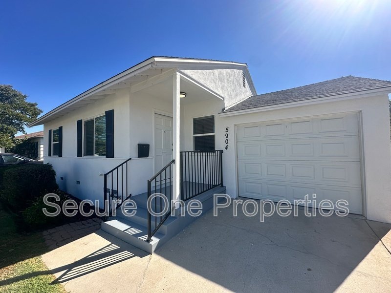 Charming Encino Home Loaded With Upgrades! property image