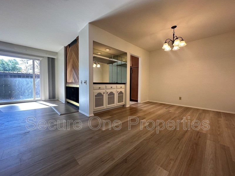 Beautifully updated Westlake Village Condo! property image