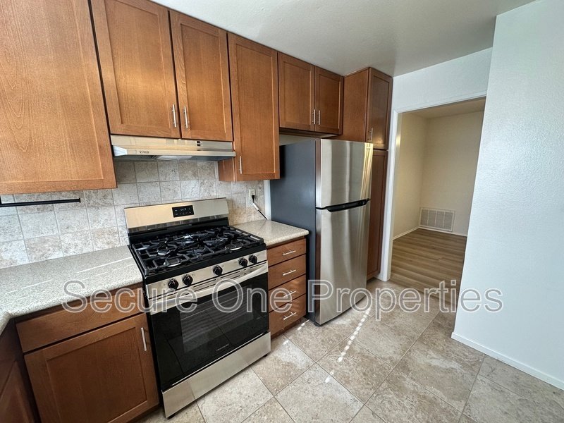 Beautifully updated Westlake Village Condo! property image