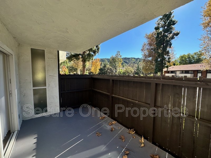 Beautifully updated Westlake Village Condo! property image