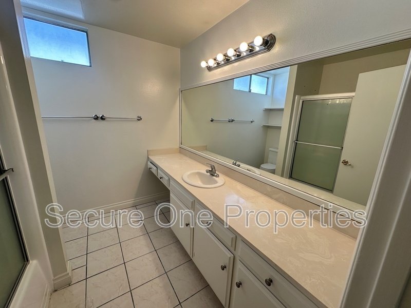 Beautifully updated Westlake Village Condo! property image