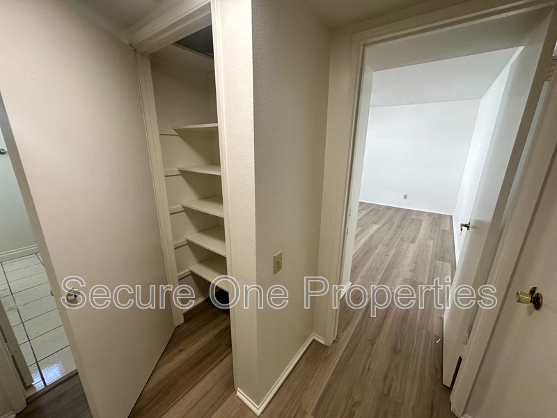 Beautifully updated Westlake Village Condo! property image