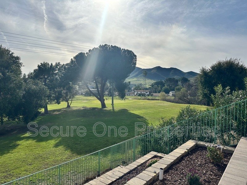 Westlake Village Home with 4 bedrooms and Stunning views! property image