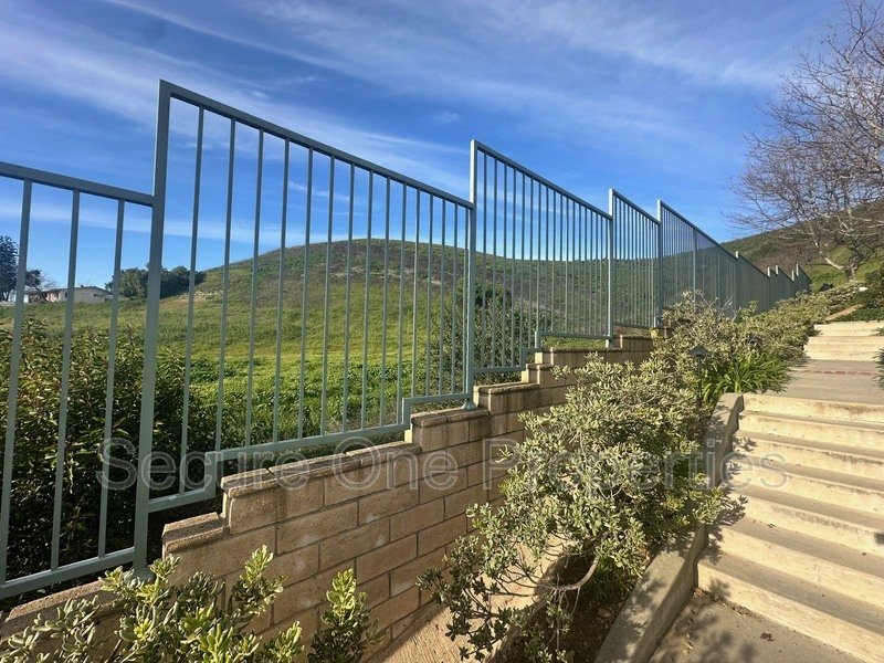 Elegant Thousand Oaks 4-Bedroom Designer Townhome with Hilltop Views! property image