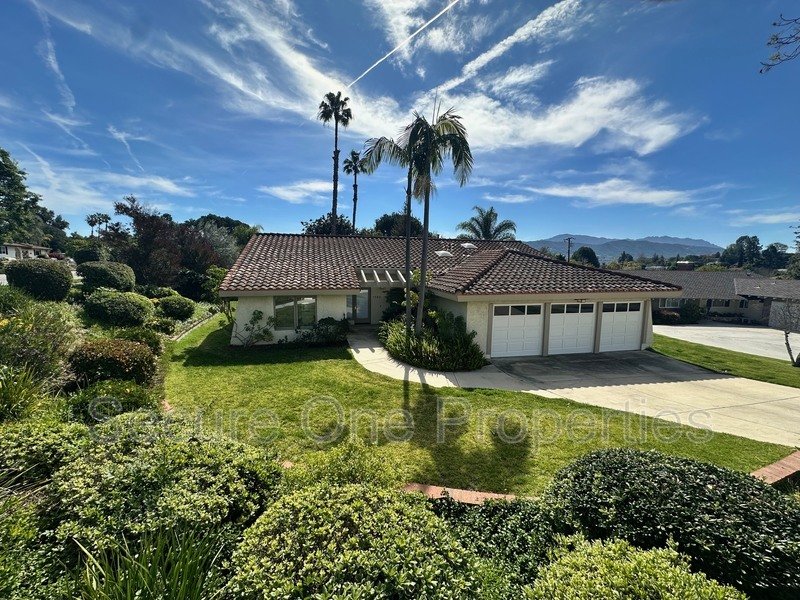 Gorgeous Lynn Ranch Single Story Home with Resort-like Backyard! property image