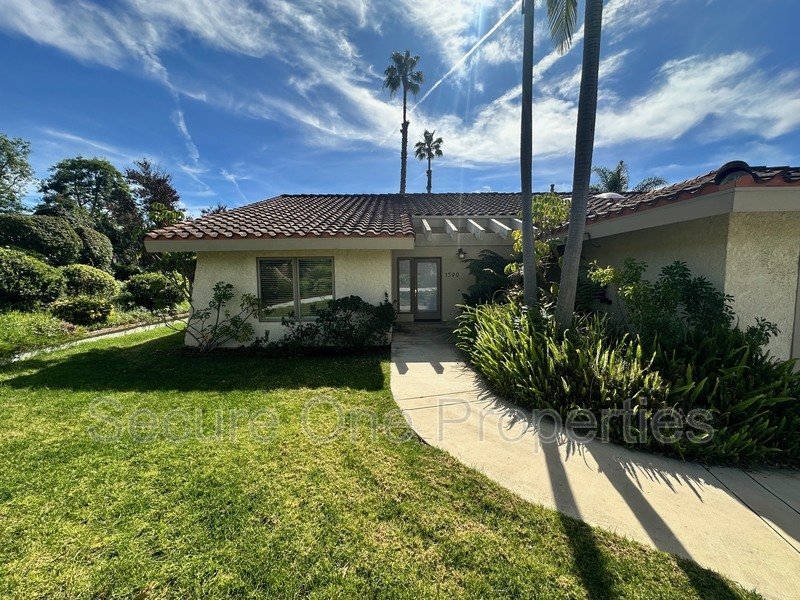 Gorgeous Lynn Ranch Single Story Home with Resort-like Backyard! property image