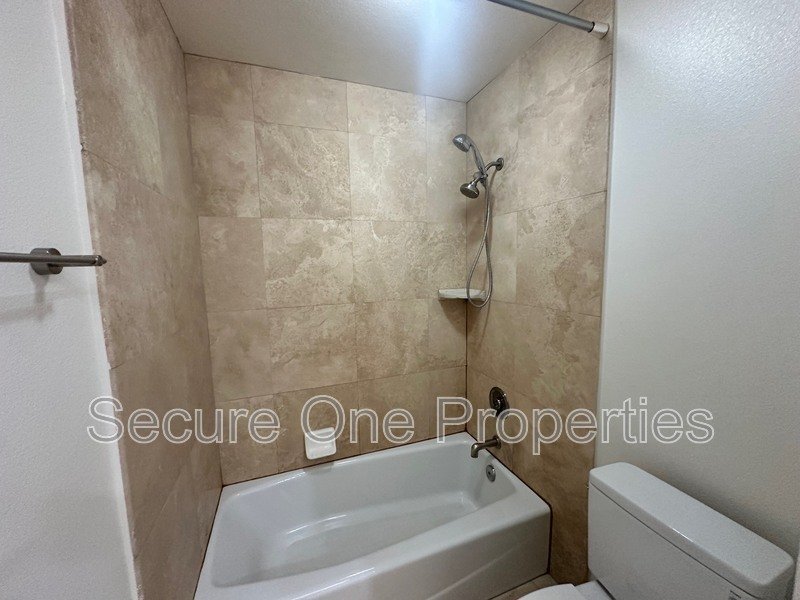 Gorgeous Lynn Ranch Single Story Home with Resort-like Backyard! property image