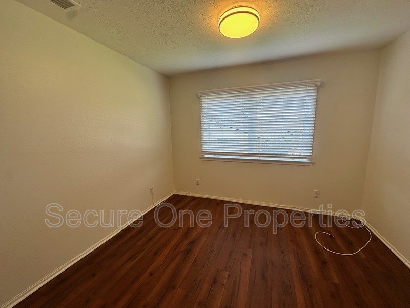 Gorgeous Lynn Ranch Single Story Home with Resort-like Backyard! property image