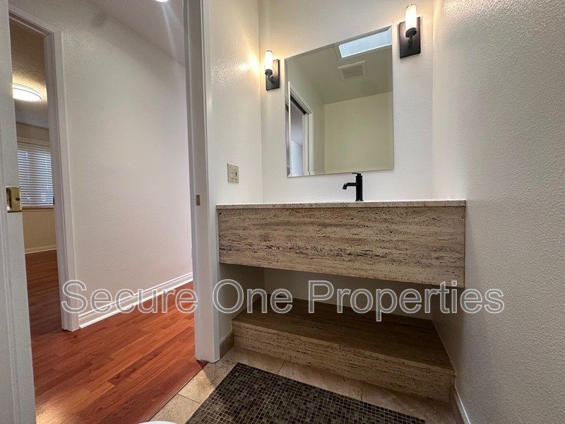 Gorgeous Lynn Ranch Single Story Home with Resort-like Backyard! property image