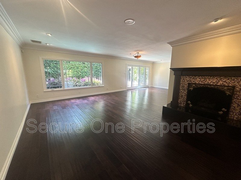 Stunning Woodland Hills Pool Home! property image