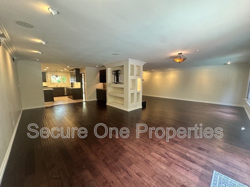 Stunning Woodland Hills Pool Home! property image