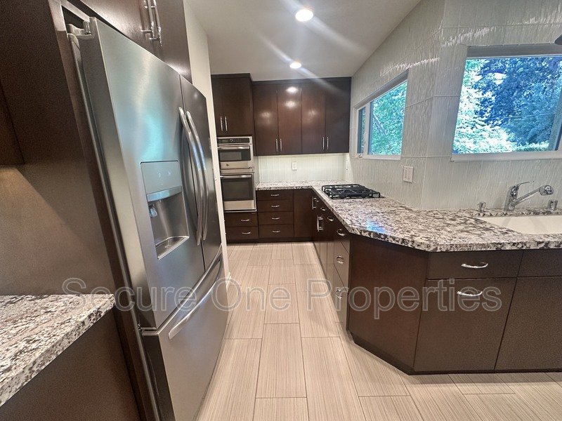 Stunning Woodland Hills Pool Home! property image