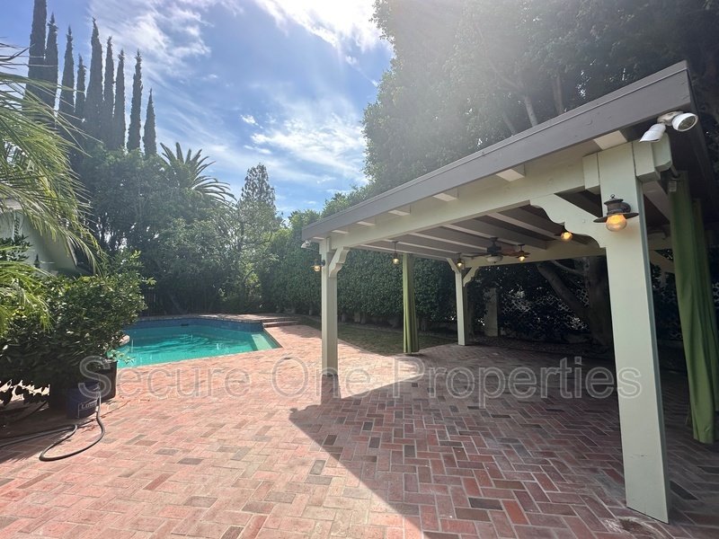 Stunning Woodland Hills Pool Home! property image