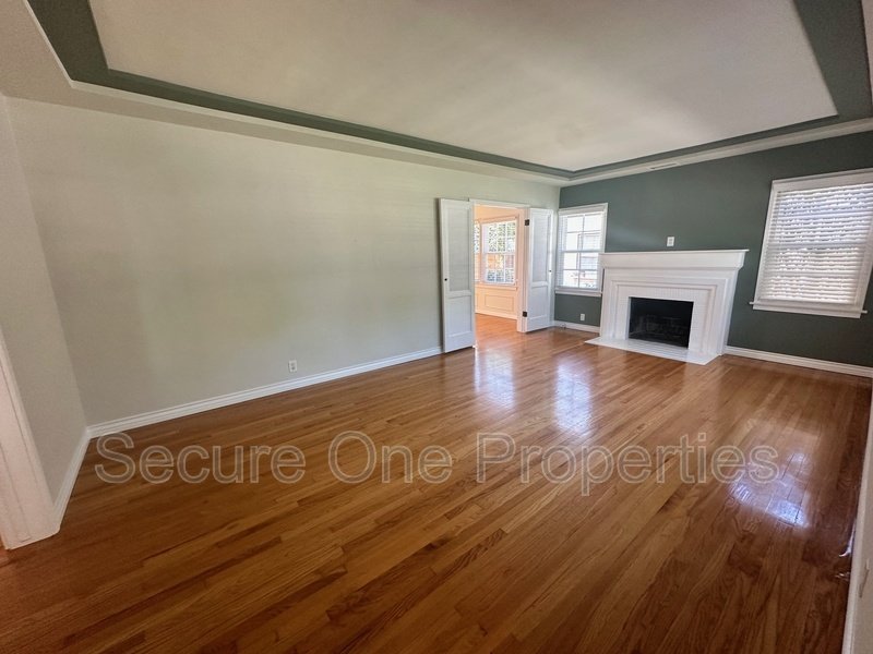 Gorgeous Pool home in Burbank's Rancho Neighborhood! property image