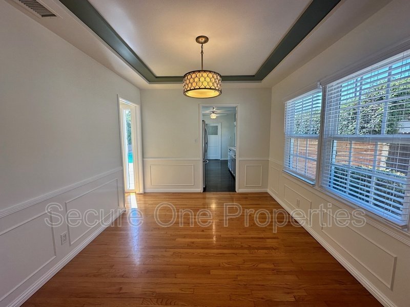 Gorgeous Pool home in Burbank's Rancho Neighborhood! property image
