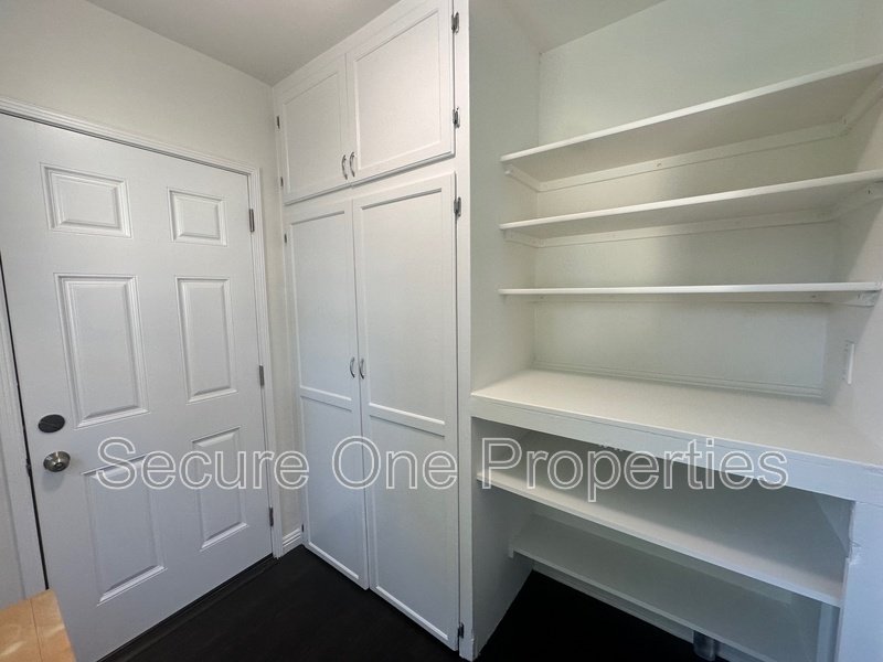 Gorgeous Pool home in Burbank's Rancho Neighborhood! property image