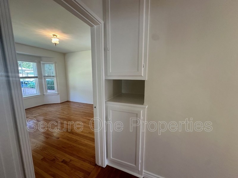 Gorgeous Pool home in Burbank's Rancho Neighborhood! property image