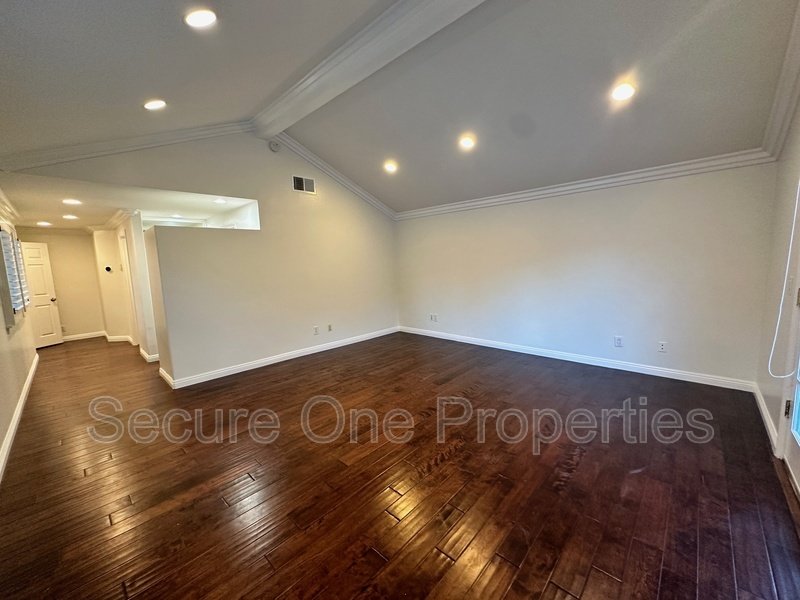 Beautiful Home in Prime Encino Neighborhood! property image