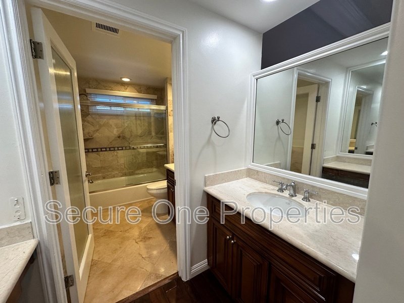 Beautiful Home in Prime Encino Neighborhood! property image