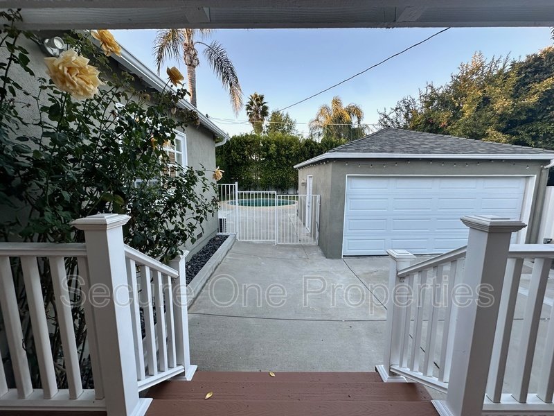 Beautiful Home in Prime Encino Neighborhood! property image