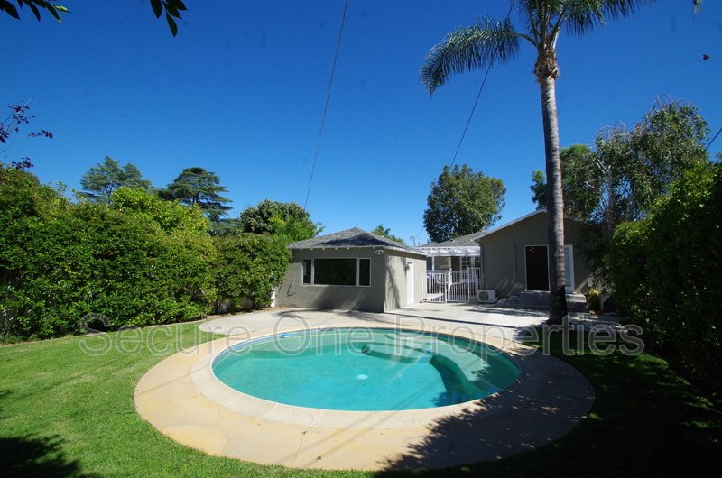 Beautiful Home in Prime Encino Neighborhood! property image