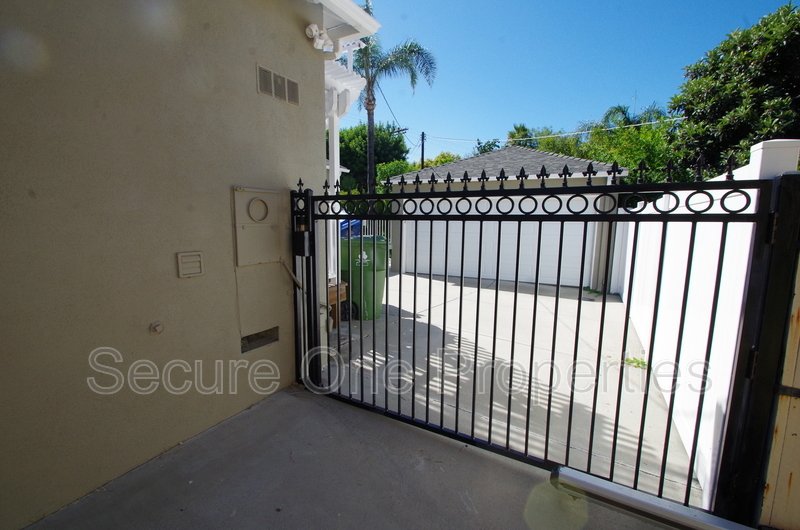 Beautiful Home in Prime Encino Neighborhood! property image